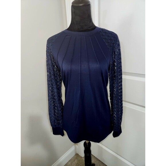 Lace Sleeves top | Size M - Picture 1 of 5